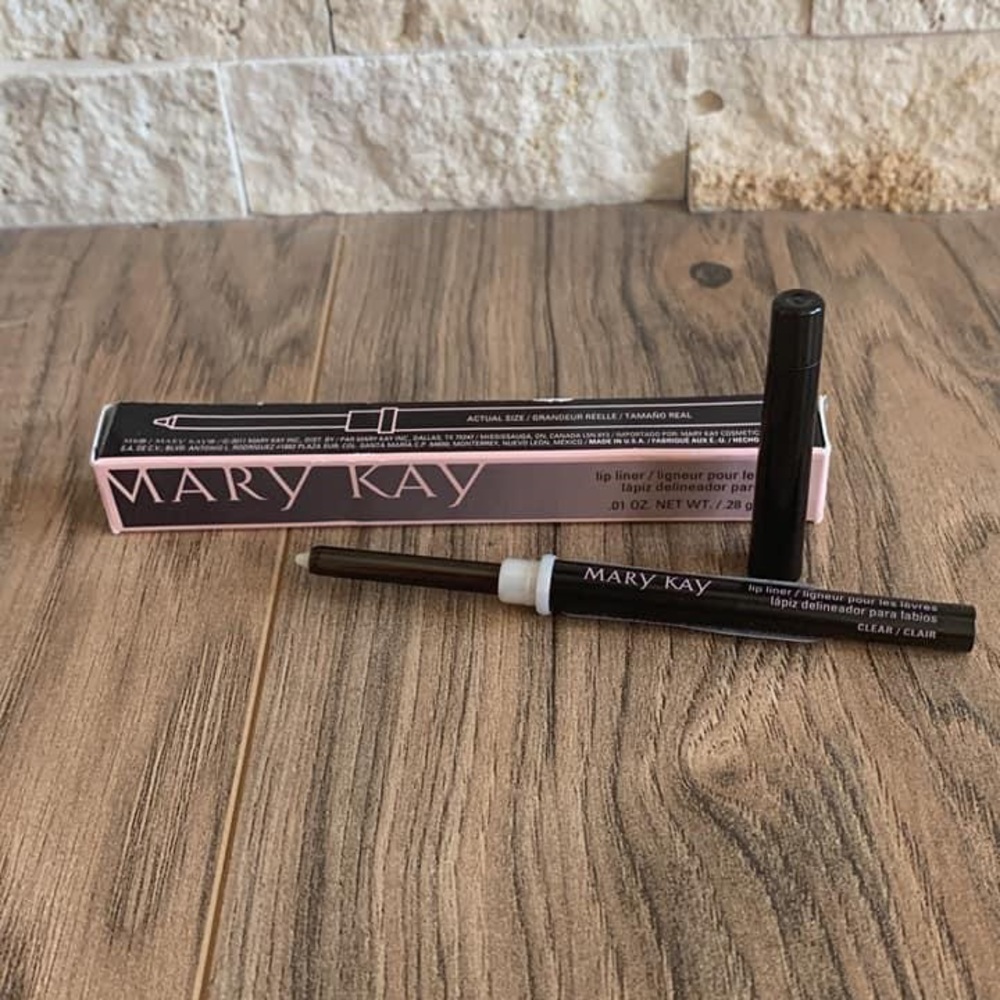 Mary Kay Clear Lip Liner